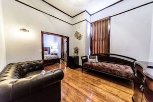 Picture of Hotel DeFuniak