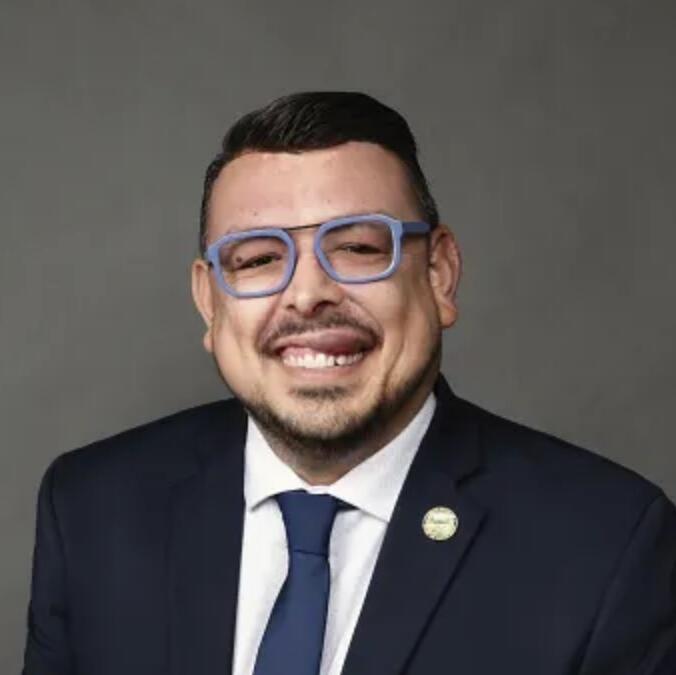 Eddie Valero