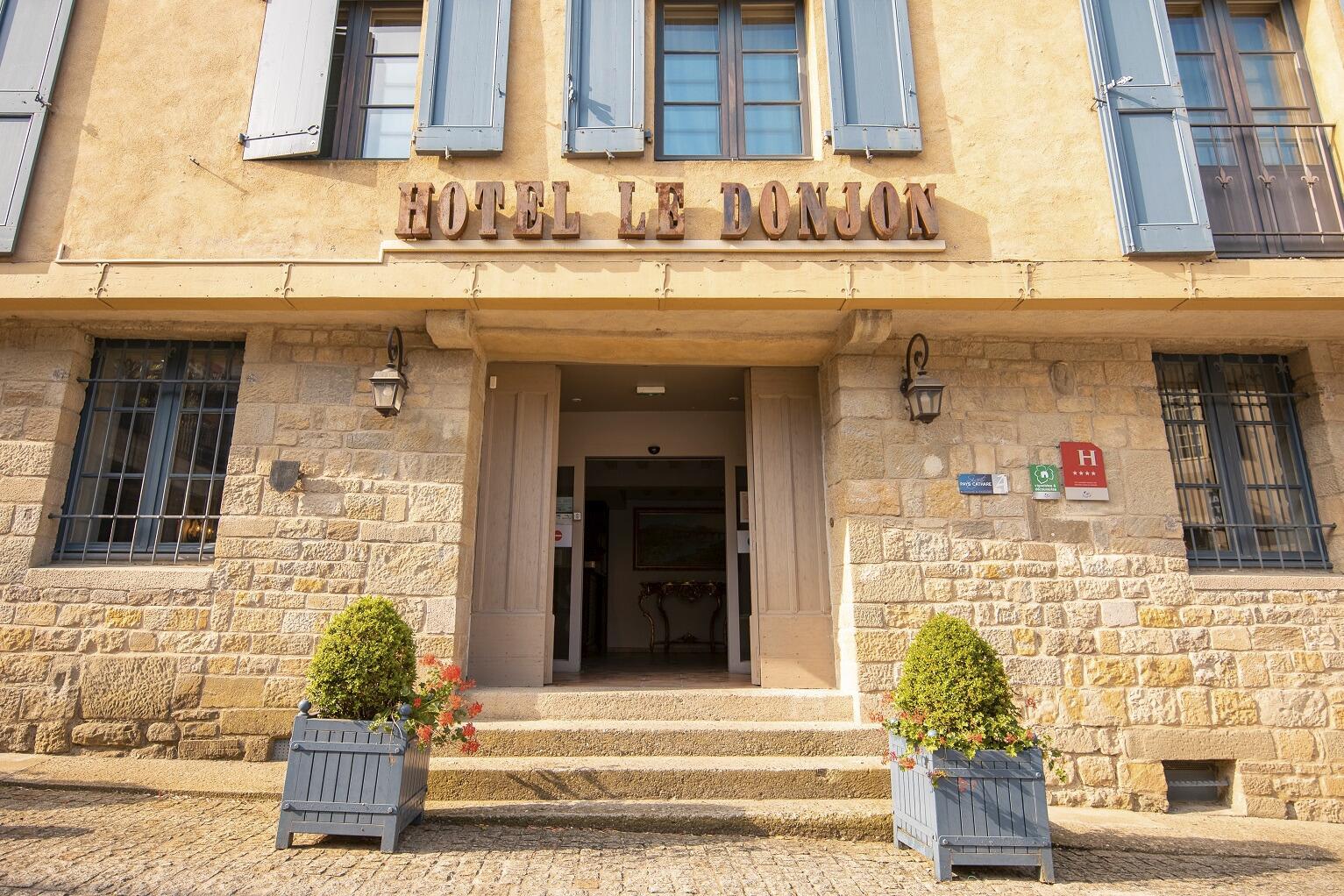 Picture of Hôtel Le Donjon - Coeur de la Cité Médiévale