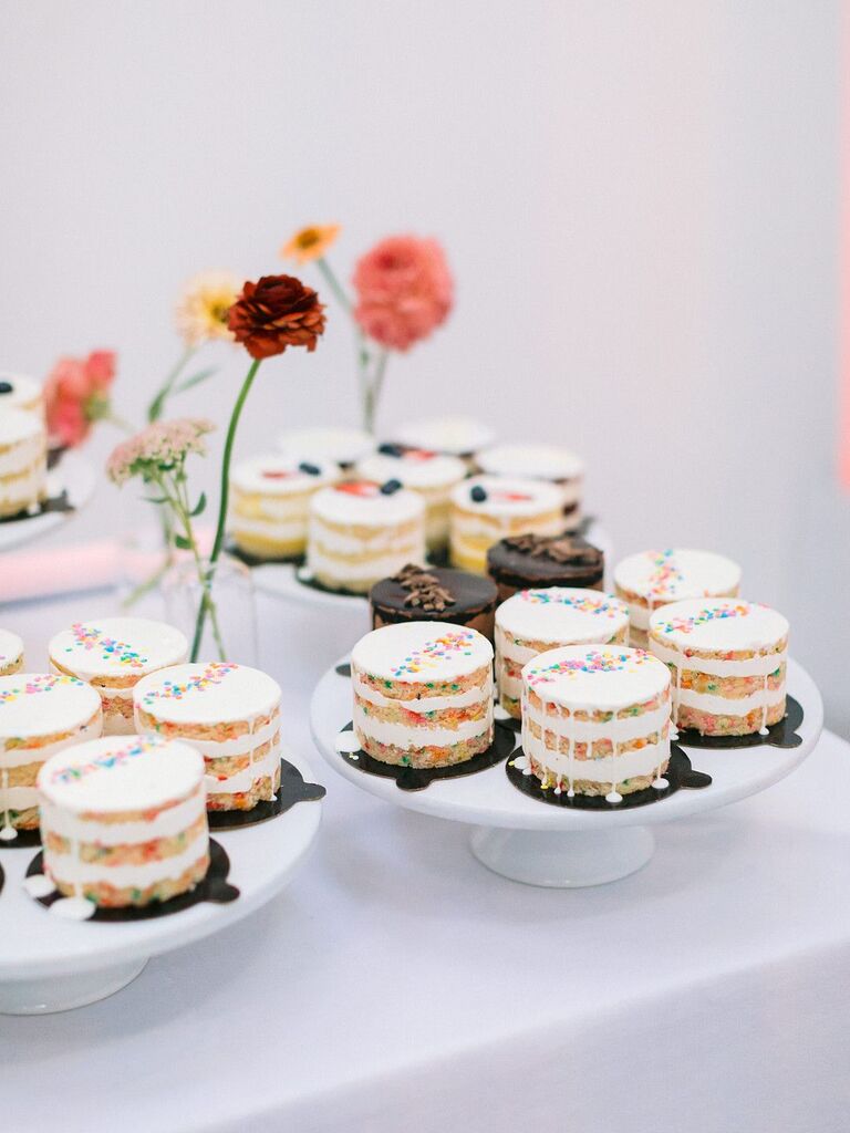 Mini individual naked cakes