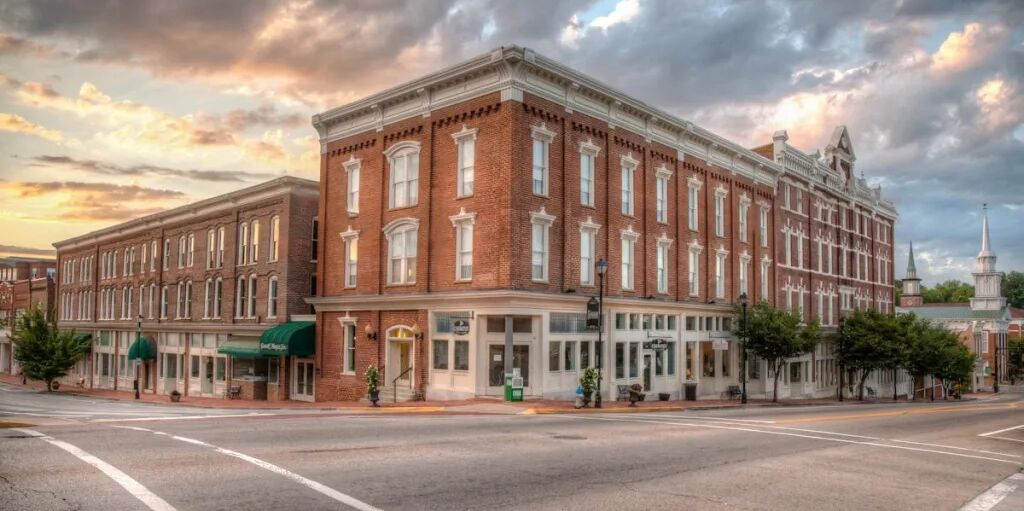 Picture of General Morgan Inn & Conference Center