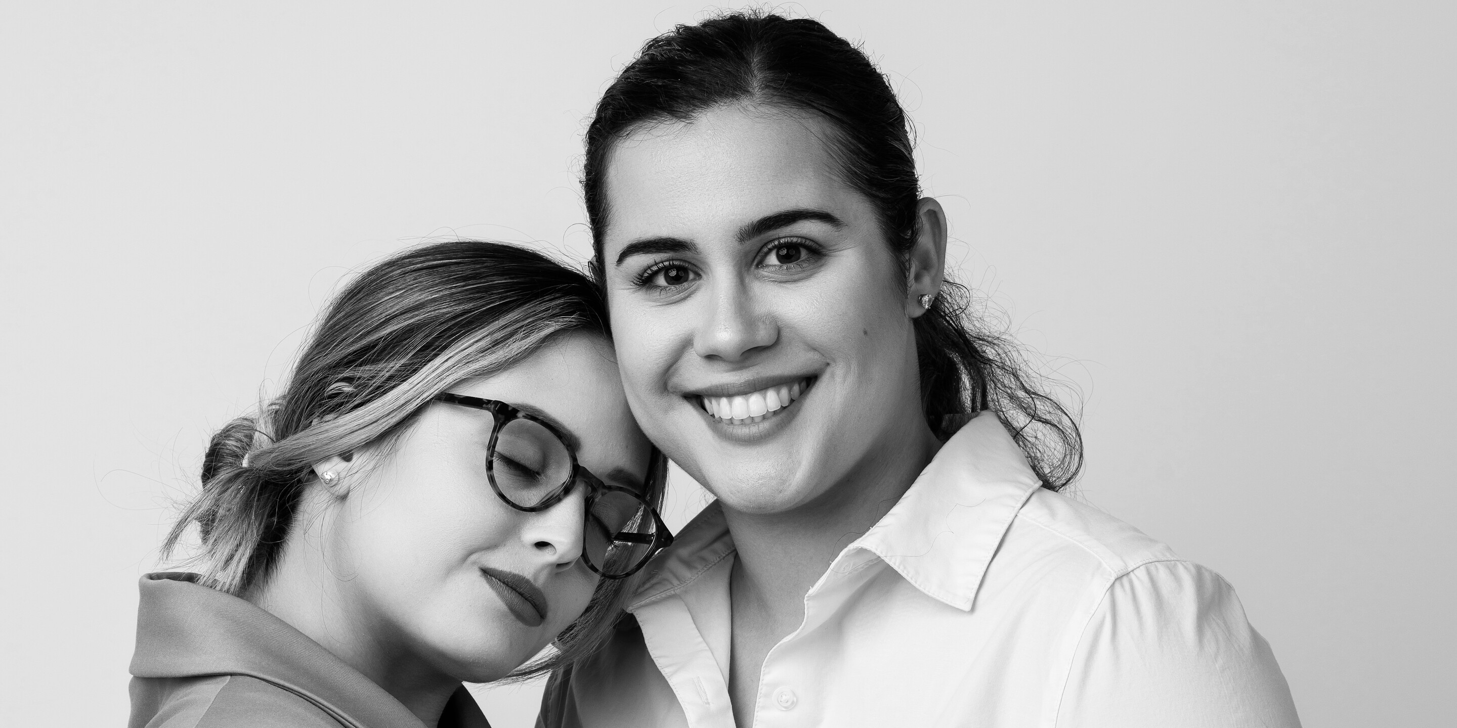 Victoria & Maria Home Page Banner