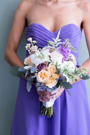 Loose Pastel Bridesmaid Bouquets