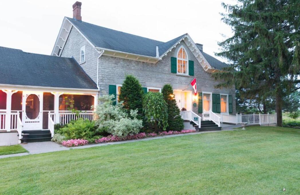 Picture of The Waring House