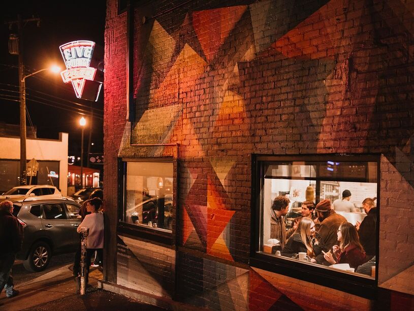 Picture of Five Points Pizza East