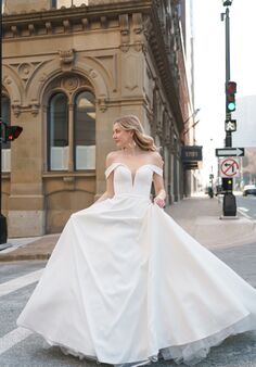 Essense of Australia D2761 Ball Gown Wedding Dress