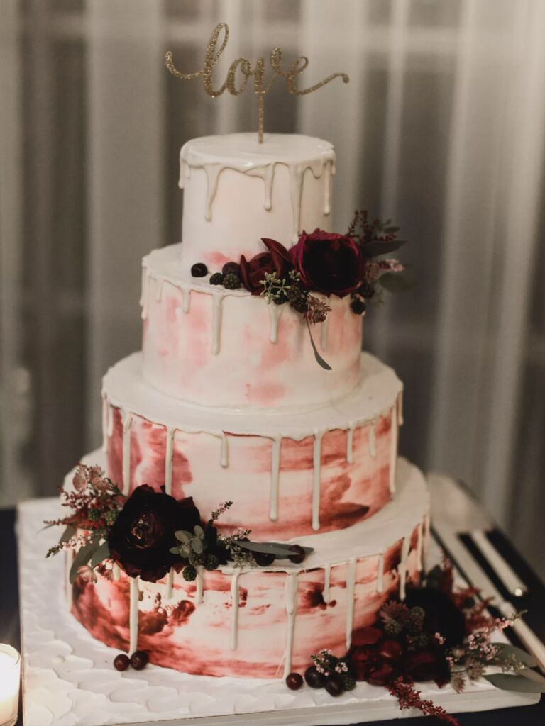 winter wedding ideas watercolor cake