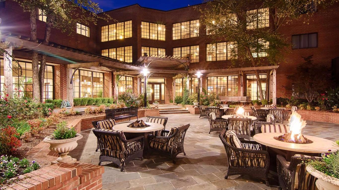 Picture of DoubleTree Suites by Hilton Hotel Charlotte - SouthPark
