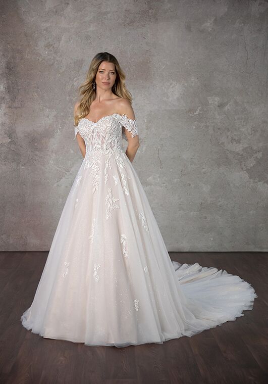 Essense of Australia D4047 Ball Gown Wedding Dress - 4