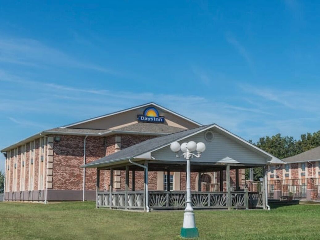 Picture of Days Inn by Wyndham Perryville