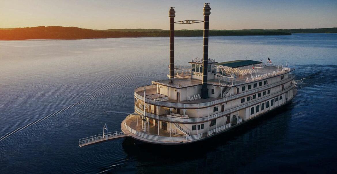 Picture of The Showboat, Branson Belle
