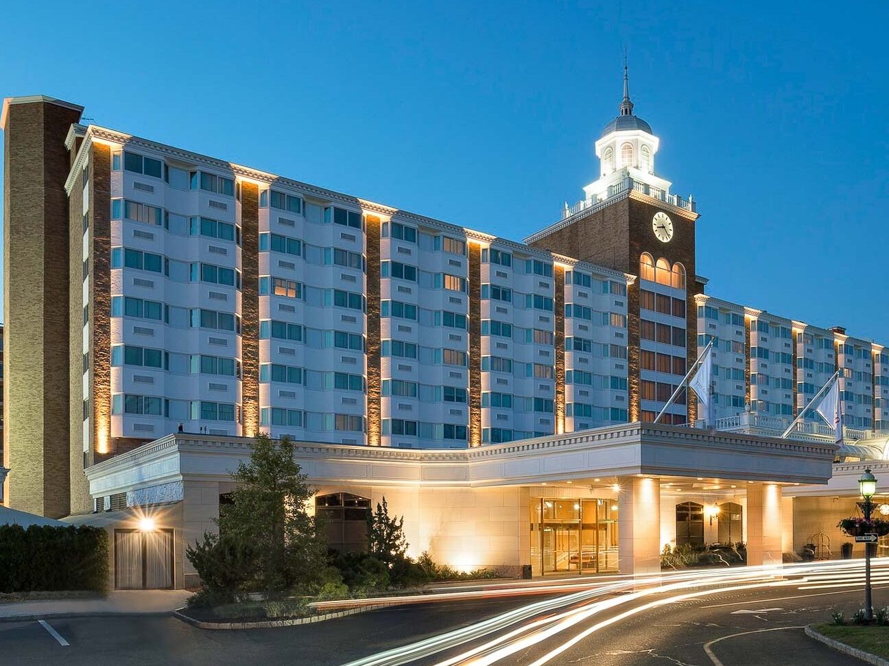 Picture of The Garden City Hotel