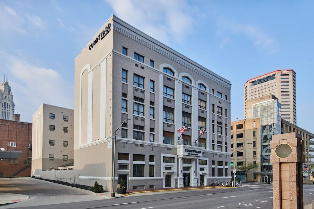 Picture of Courtyard by Marriott Columbus Downtown