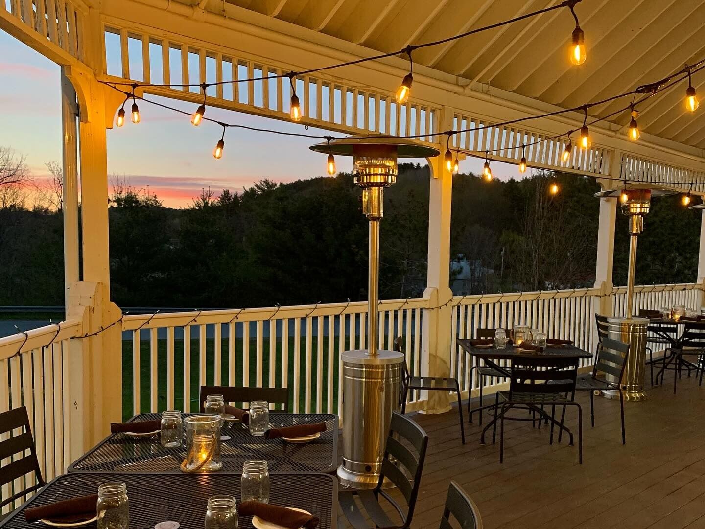 Picture of The Maple Kitchen