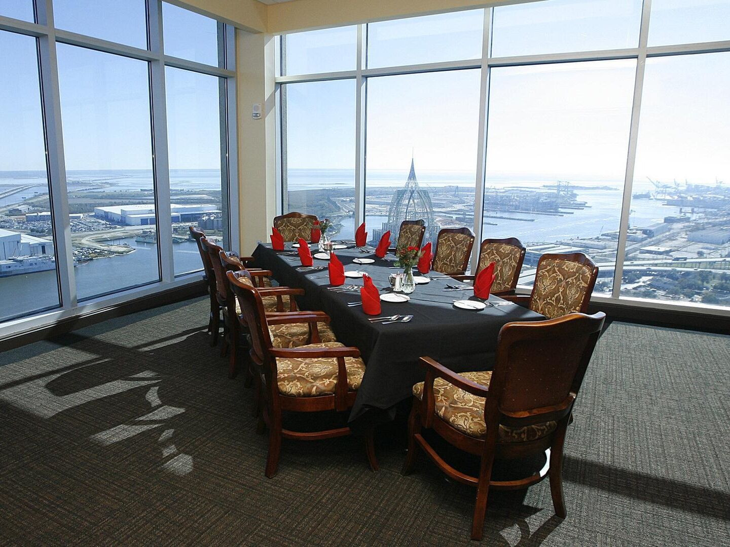 Picture of Dauphin’s Casual Fine-Dining