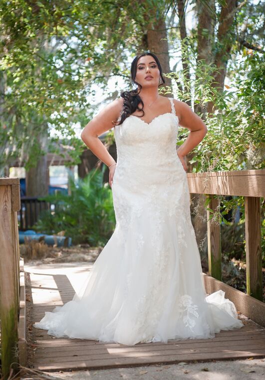 Stella York 7636 plus Fit-and-Flare Wedding Dress - 5