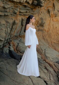 Wilderly Bride Lily- F346 Sheath Wedding Dress