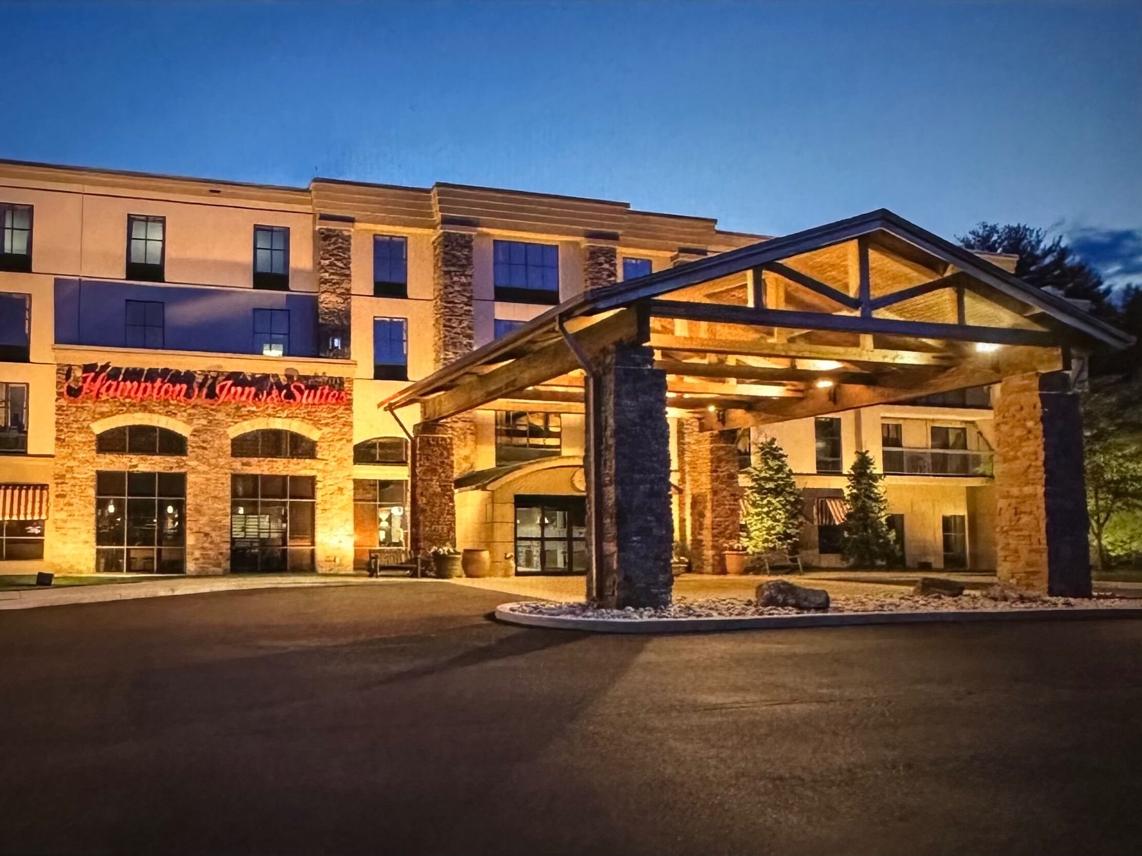 Picture of Hampton Inn & Suites Lake George