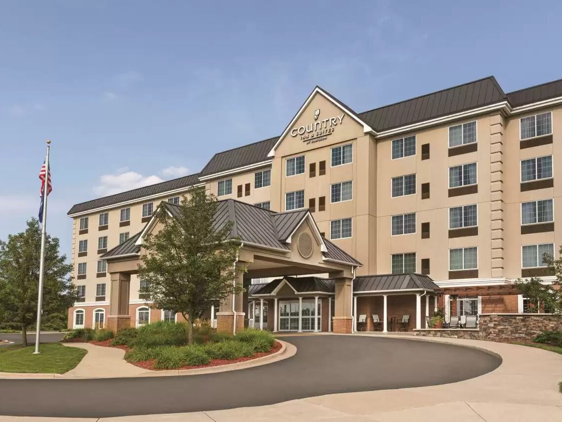 Picture of Country Inn & Suites by Radisson, Grand Rapids East, MI