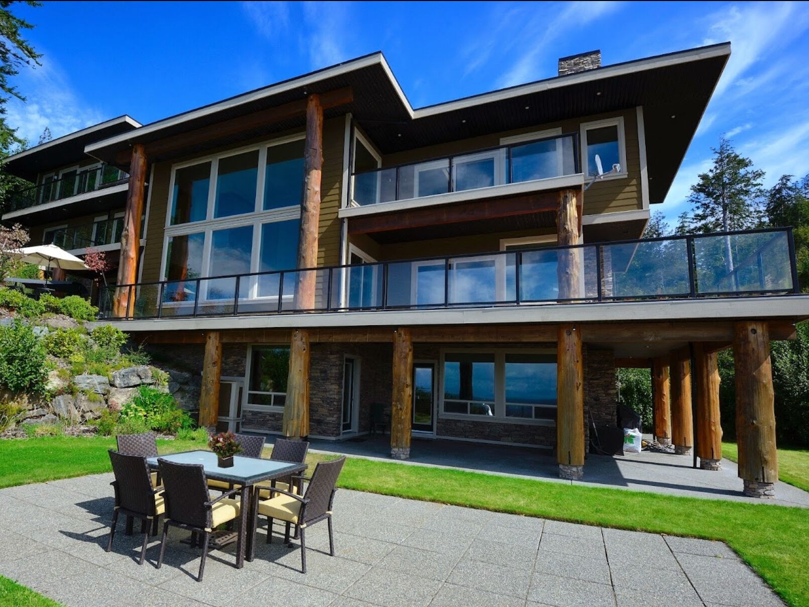 Picture of Points West Oceanfront Resort