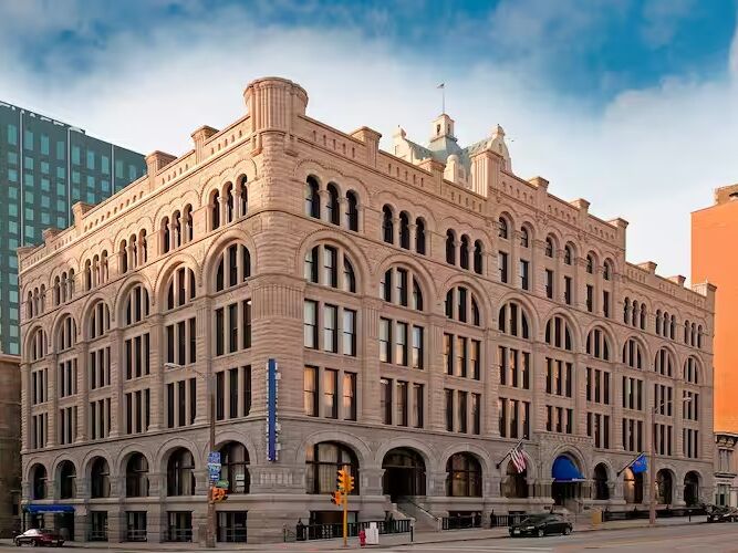 Picture of Hilton Garden Inn Milwaukee Downtown