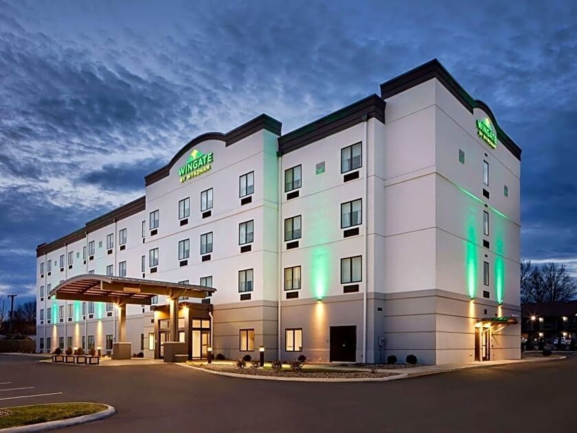 Picture of Wingate by Wyndham Hurricane WV