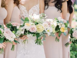 Bridesmaid Bouquets With Roses and Queen Anne's Lace