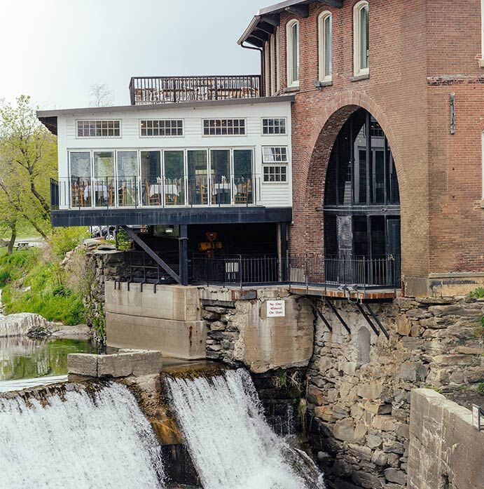 Picture of Simon Pearce Flagship: Bar & Restaurant, Retail Boutique & Glassblowing