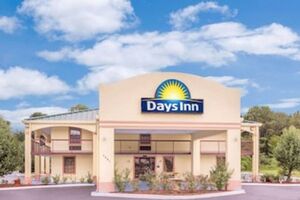 Picture of Days Inn by Wyndham Eufaula AL