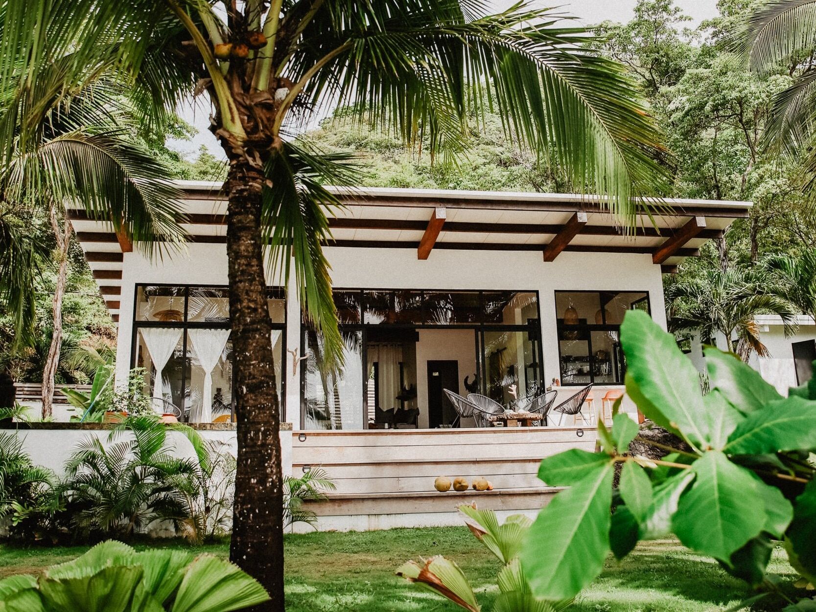 Picture of WAVE HOUSE CAMBUTAL