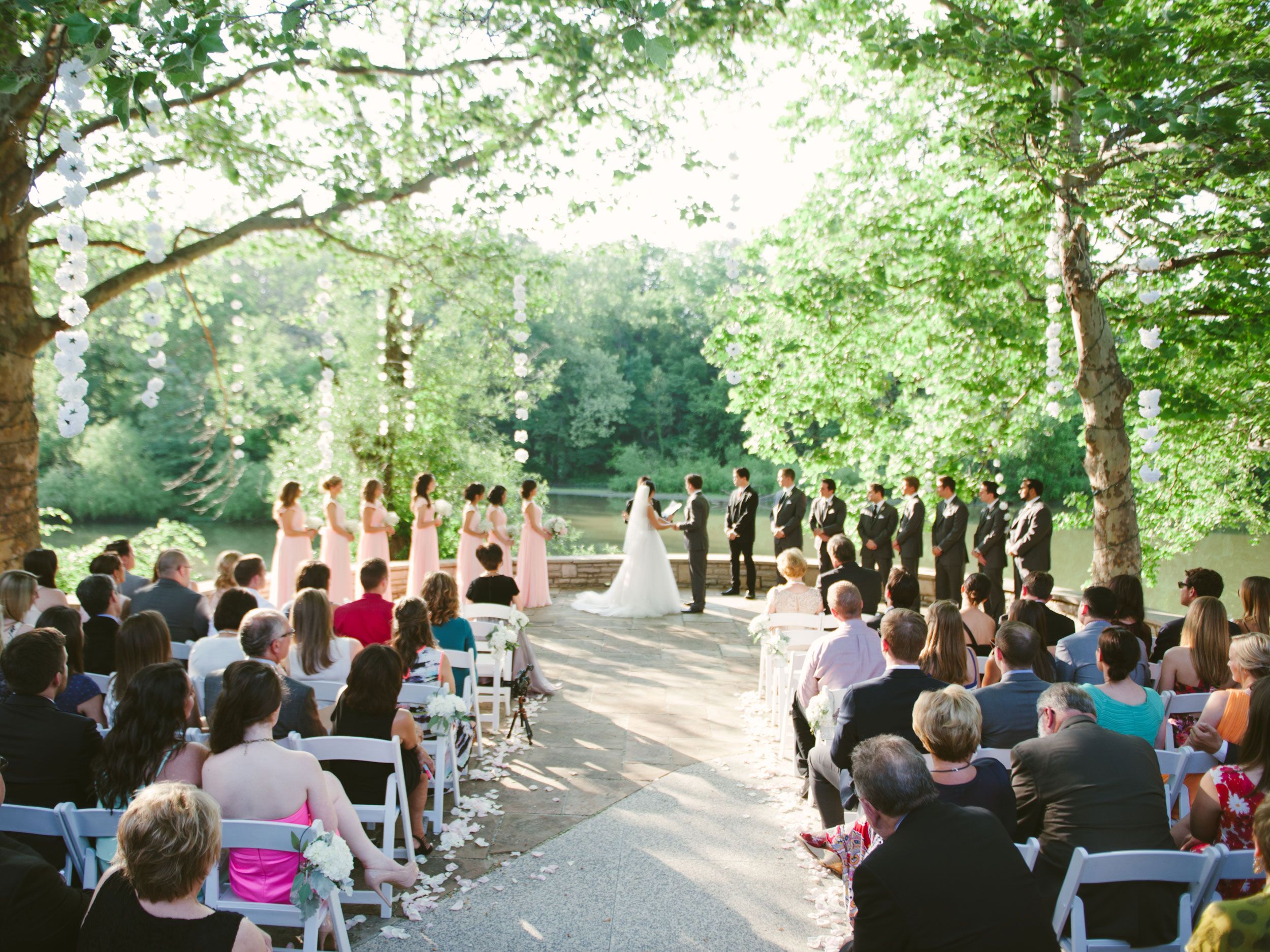 12 Ohio Woodland Venues for a Natural Wedding