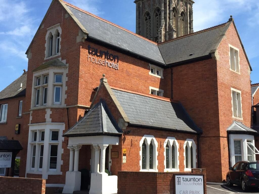 Picture of Taunton House Hotel
