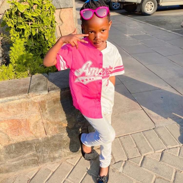 Zoey Chinene 