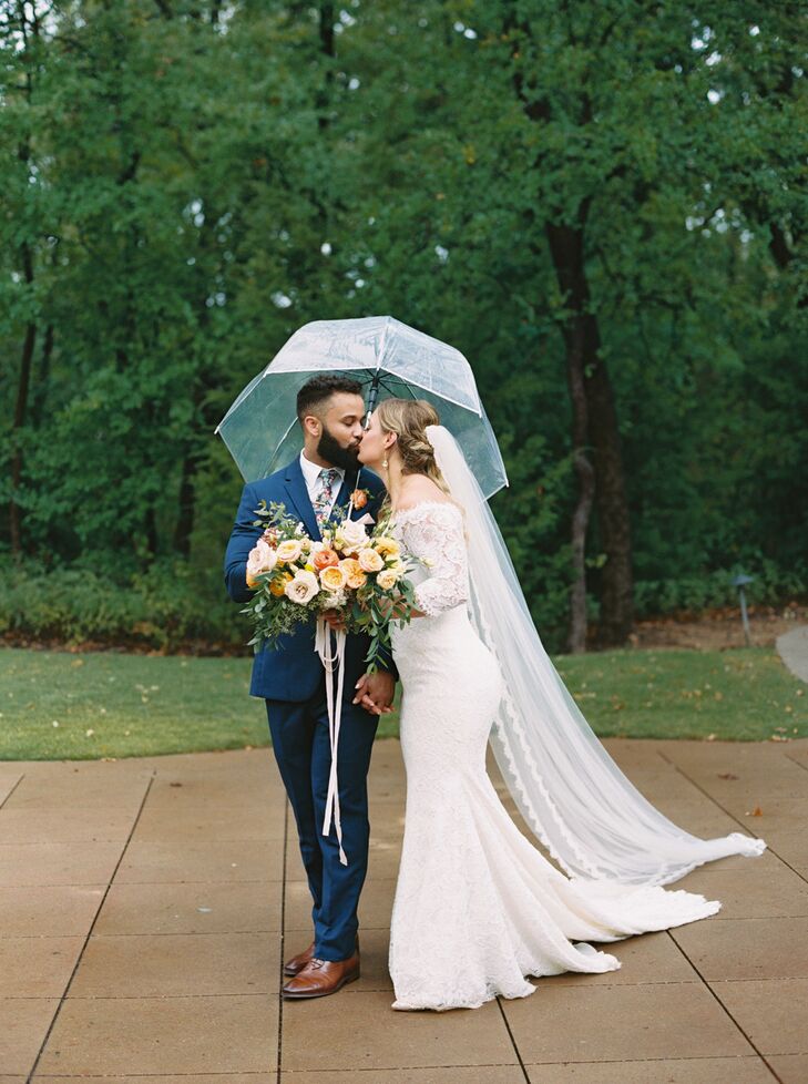 Leah and Andre aimed to soak in the summer sun for their August wedding. “We wanted it to be bright, fun and colorful,” Leah says. So they decided to 