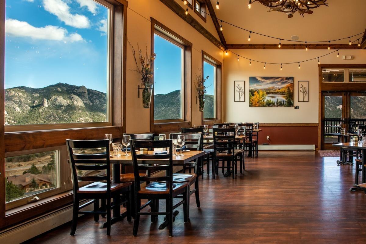 Picture of Twin Owls Steakhouse