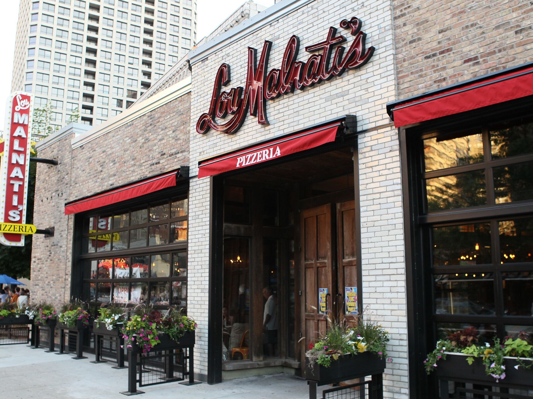 Picture of Lou Malnati's