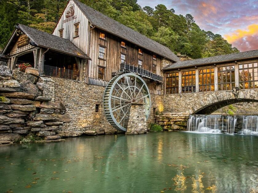 Picture of Dogwood Canyon Nature Park