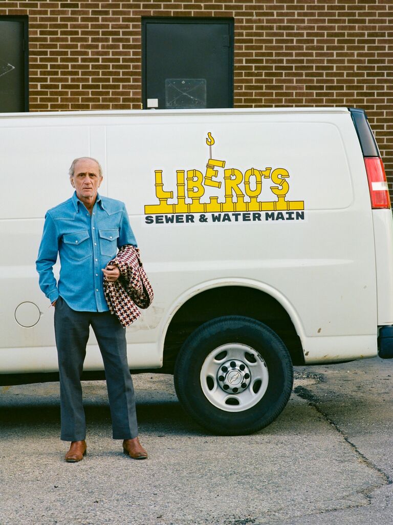 Denim 70s-inspired shirt by Libero. 