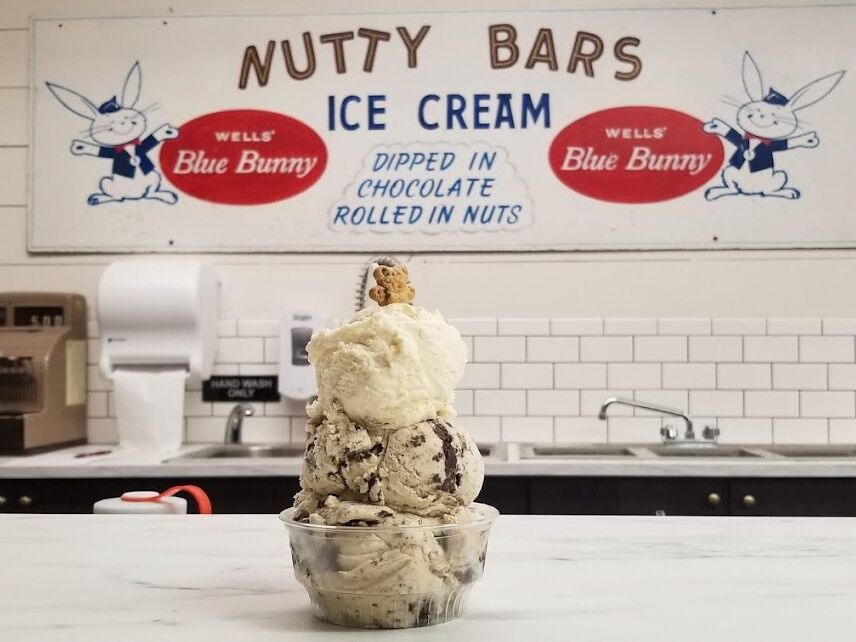 Picture of Nutty Bar Stand