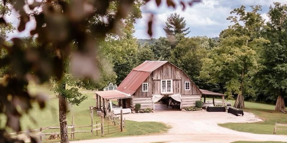 Picture of Little Mountain Farm Wedding Venue