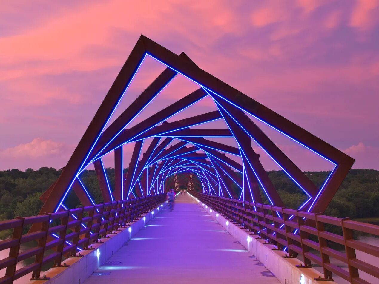 Picture of High Trestle Trail Bridge
