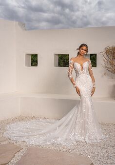 KITTYCHEN AVALON, H2418 Fit-and-Flare Wedding Dress