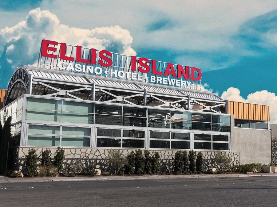 Picture of Ellis Island Hotel