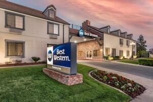 Picture of Best Western Country Inn