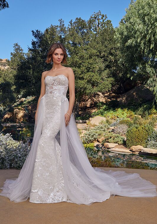 Casablanca Bridal Style 2519 Winston Fit-and-Flare Wedding Dress - 3