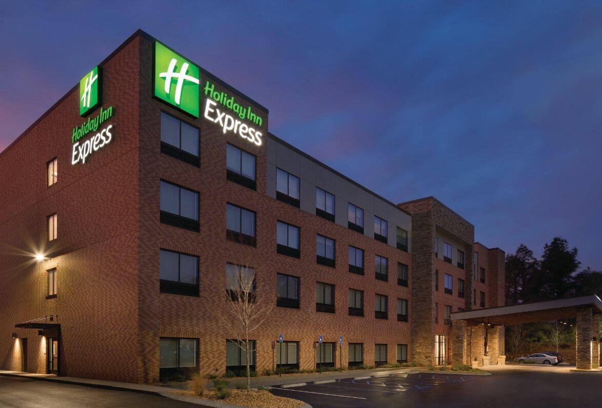 Picture of Holiday Inn Express Atlanta SW - Newnan by IHG