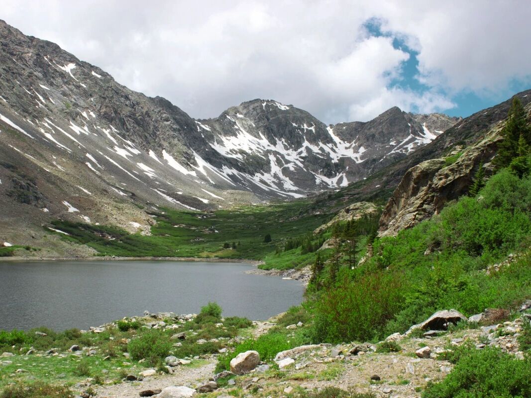 Picture of Blue Lakes Trailhead