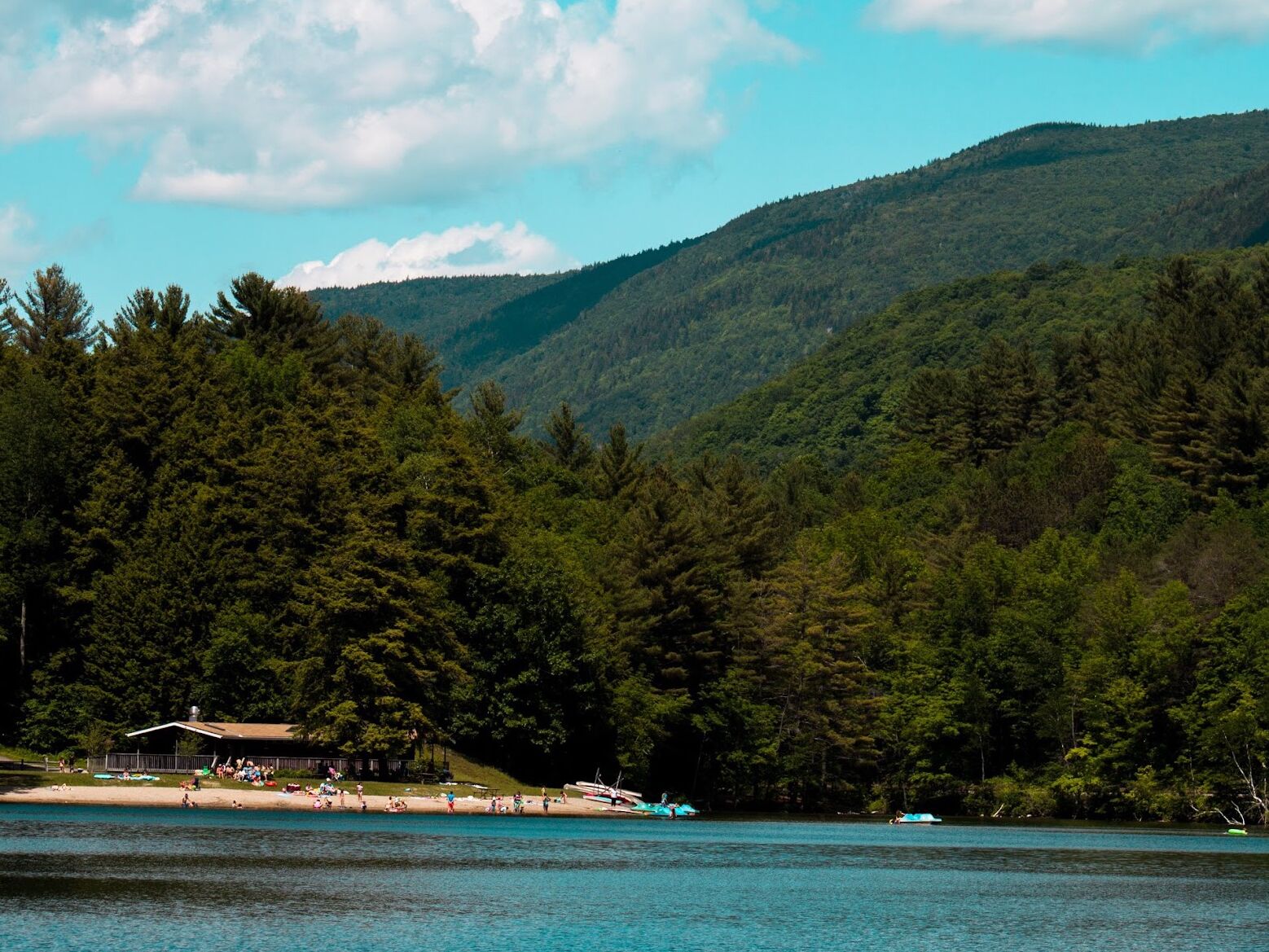 Picture of Emerald Lake State Park