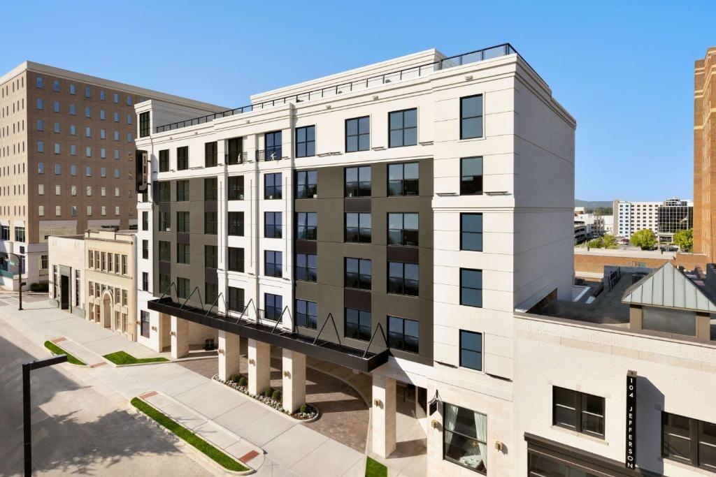 Picture of 106 Jefferson Huntsville, Curio Collection By Hilton