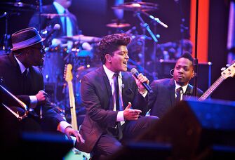 These Are the 21 Best Bruno Mars Wedding Songs